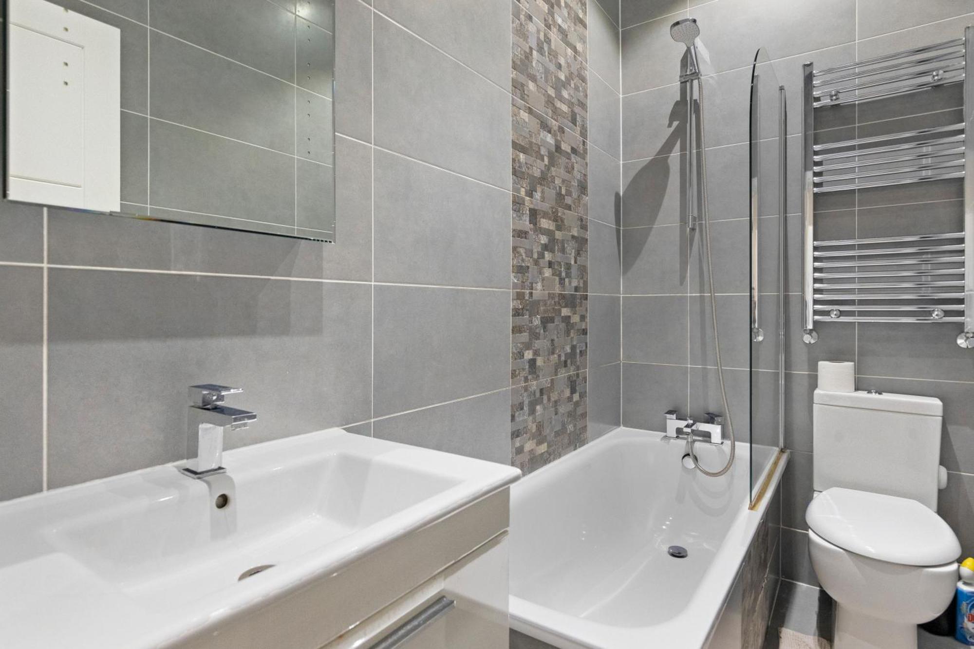 Rose Suite Camden Town 3 Bedroom Sleeps 11 Лондон Екстериор снимка