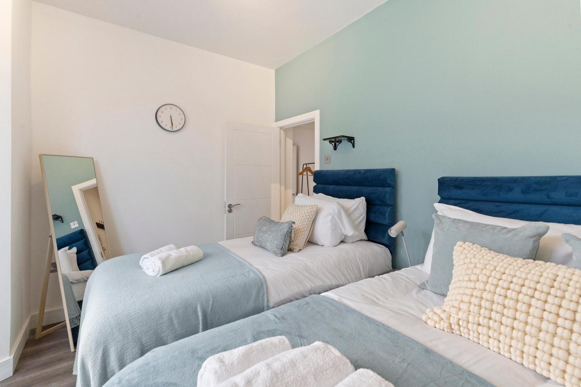Rose Suite Camden Town 3 Bedroom Sleeps 11 Лондон Екстериор снимка