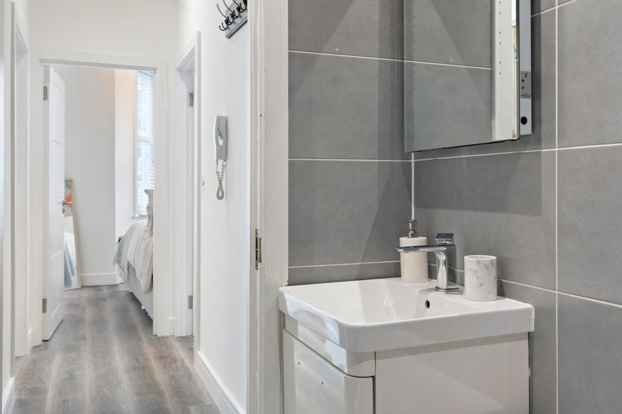 Rose Suite Camden Town 3 Bedroom Sleeps 11 Лондон Екстериор снимка
