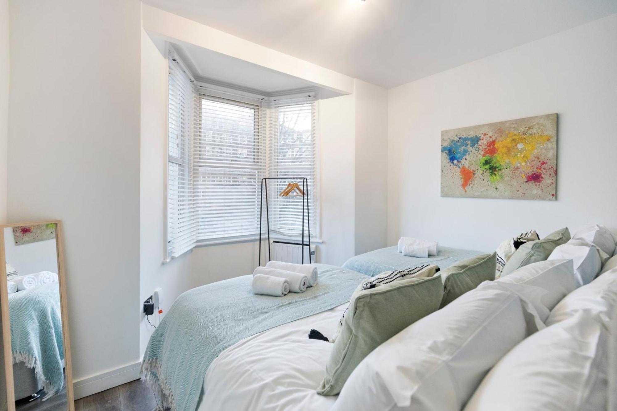 Rose Suite Camden Town 3 Bedroom Sleeps 11 Лондон Екстериор снимка